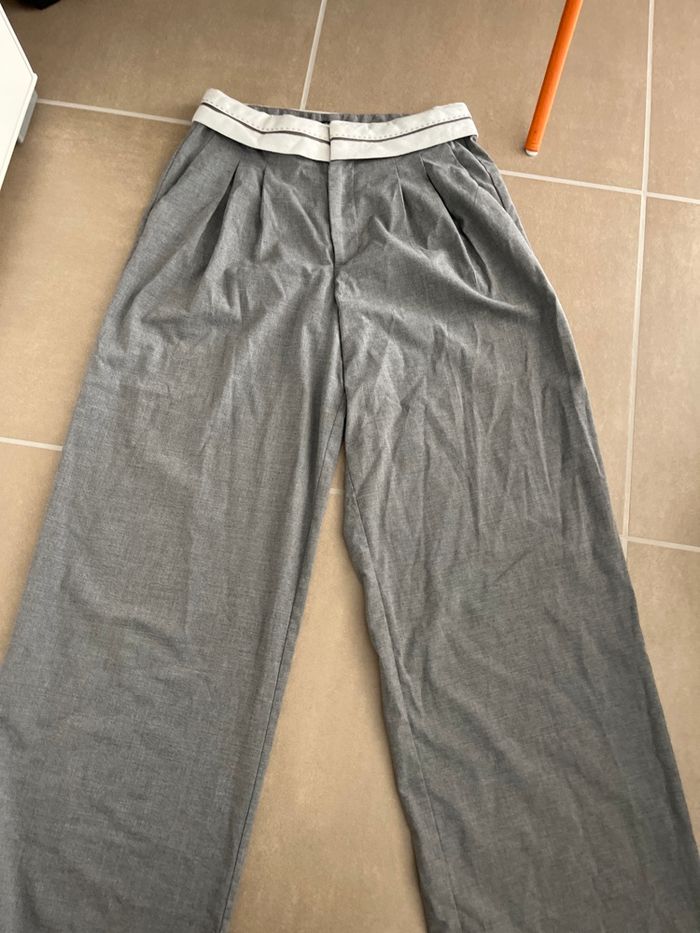 Pantalon stradivarius - photo numéro 2