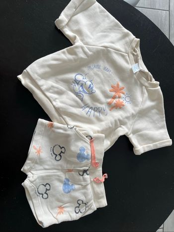 Ensemble Mickey été