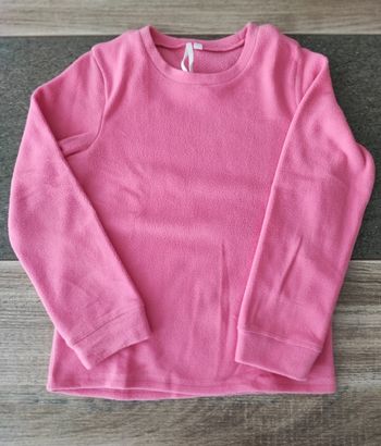 Pull polaire rose