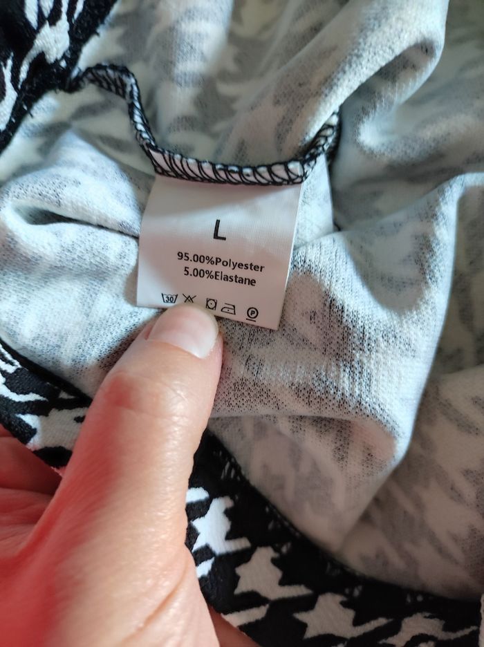 Mini-jupe - photo numéro 2