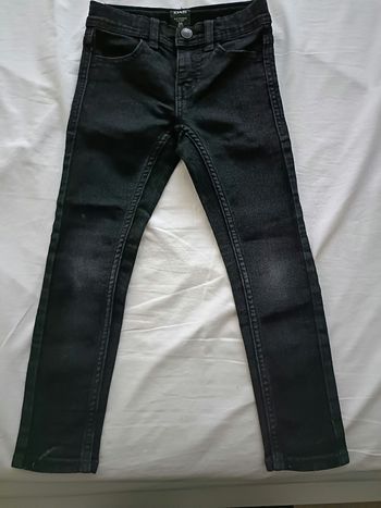 Pantalon noir réglable à la taille