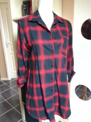 Chemise tunique noire et rouge à carreaux bûcheron