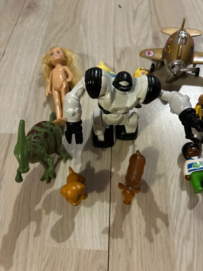 Lot de figurines jouets - photo numéro 7