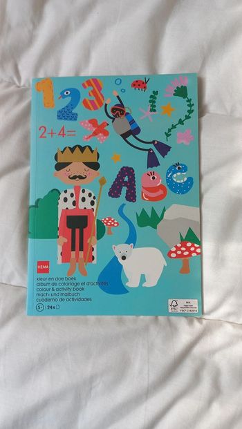 Album coloriage et activités hema