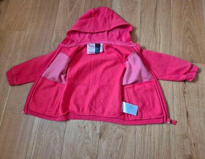 Gilet rose à capuche - photo numéro 3