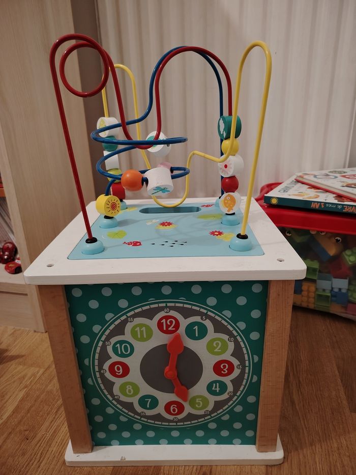 Grand cube d'activités - photo numéro 3