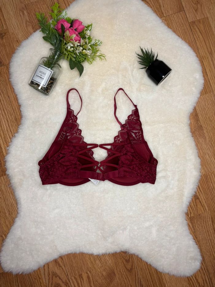 🌺Soutien-gorge en dentelle bordeaux Taille 90C🌺 - photo numéro 4