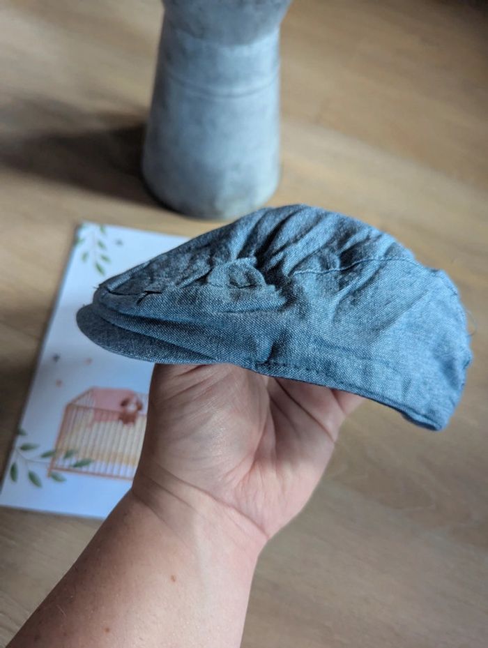 Béret Kiabi taille 43