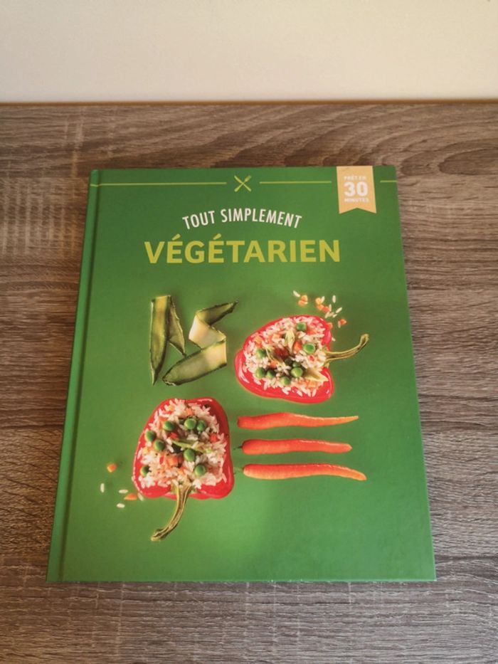 Grand livre de cuisine Tout Simplement Végétarien
