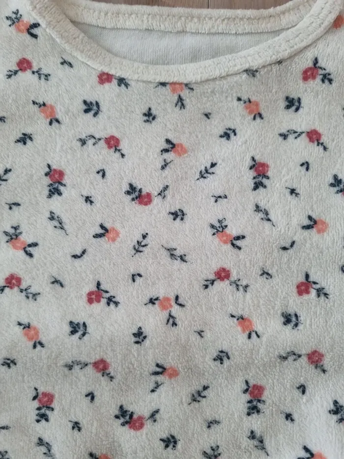 Pyjama fleuri 2 pièces Kiabi 18M - photo numéro 4