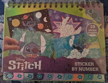 Autocollants par numéros Stitch