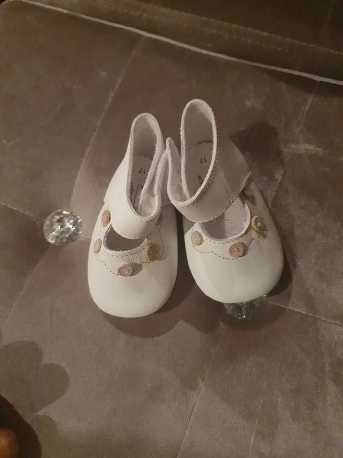 Chaussures bébé fleurs 🌸