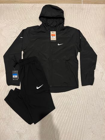 Survêtement Nike running 