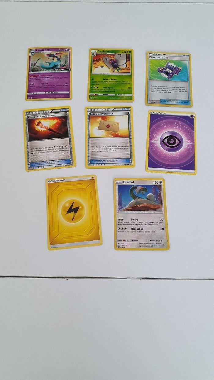 8 cartes Pokemon