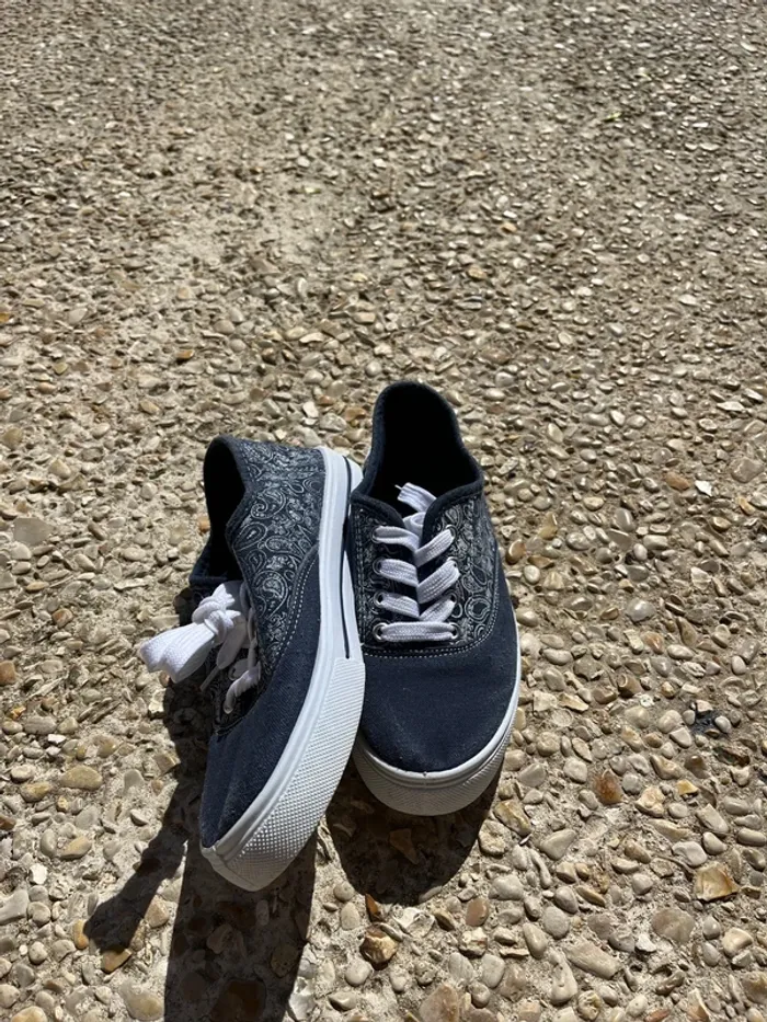 Chaussures - photo numéro 3