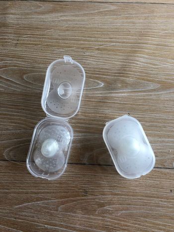 4 bouts de sein  MAM taille 2