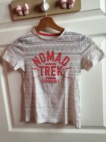 T-shirt gémo blanc gris flocage orange