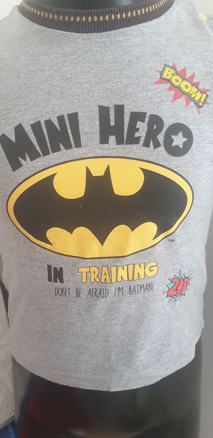 Tee shirt très bon état - photo numéro 2