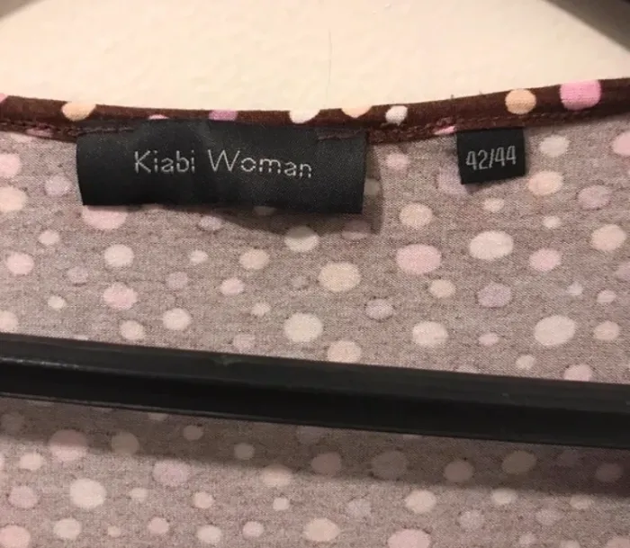 Haut femme été kiabi woman col v  manches courtes marrons multicolore taille 44 - photo numéro 3