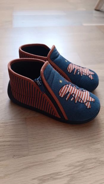 Chaussons T. 26