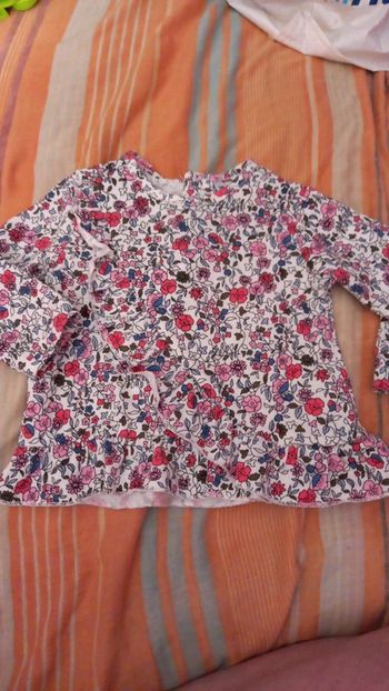 Jolie tuniques fleurie legere 3mois sans marque