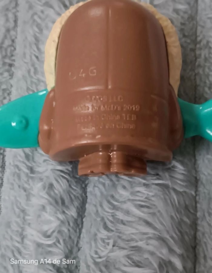 Figurine minion pêcheur macdonald 2019 - photo numéro 3