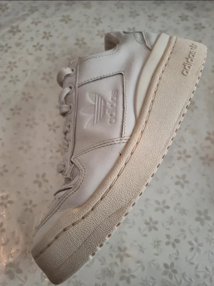 Basket adidas taille 38 - photo numéro 4