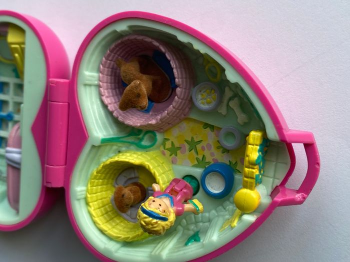 Polly Pocket Polly et ses chiots 1993 - photo numéro 3