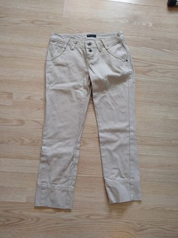 Pantalon beige. Femme . Mng Casual Sports Wear.
Taille 38