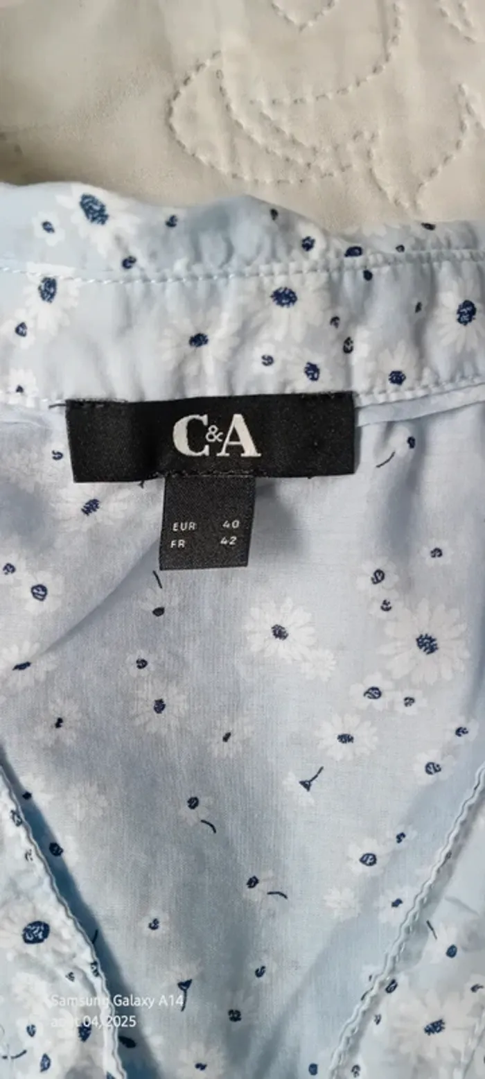 Blouse manches ajustables décolleté en V avec poche motif fleurs bleu femme 42 c&a - photo numéro 16
