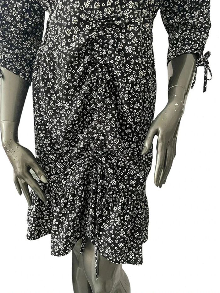 Magnifique robe Zara S neuve - photo numéro 3
