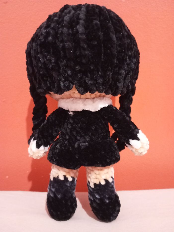 Mercredi Addams au crochet - photo numéro 3