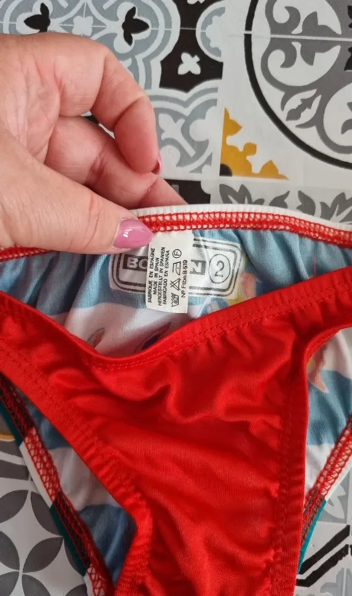 Maillot de bain / slip de bain taille 2 ans - photo numéro 4