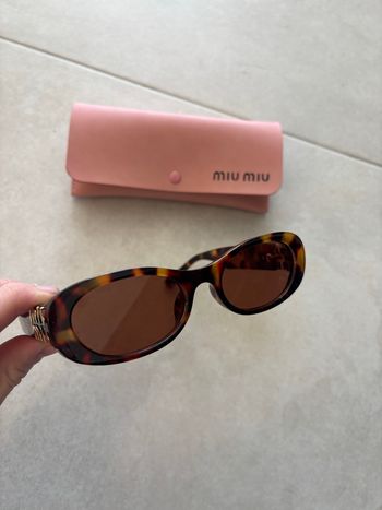 Lunette de soleil Miu Miu 