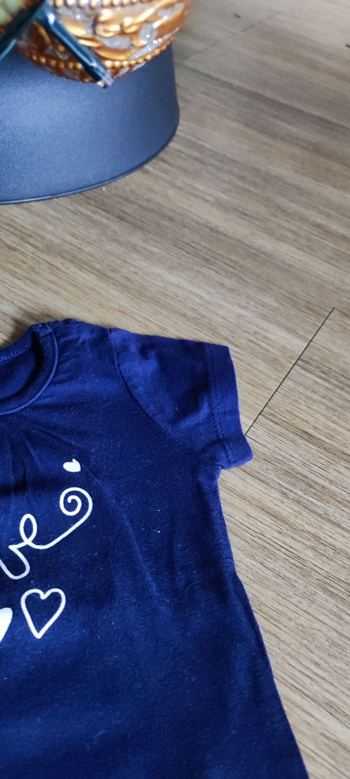 đ° Joli Tee-shirt Bleu Marine "Love" - 6 Mois âš - photo numĂ©ro 5
