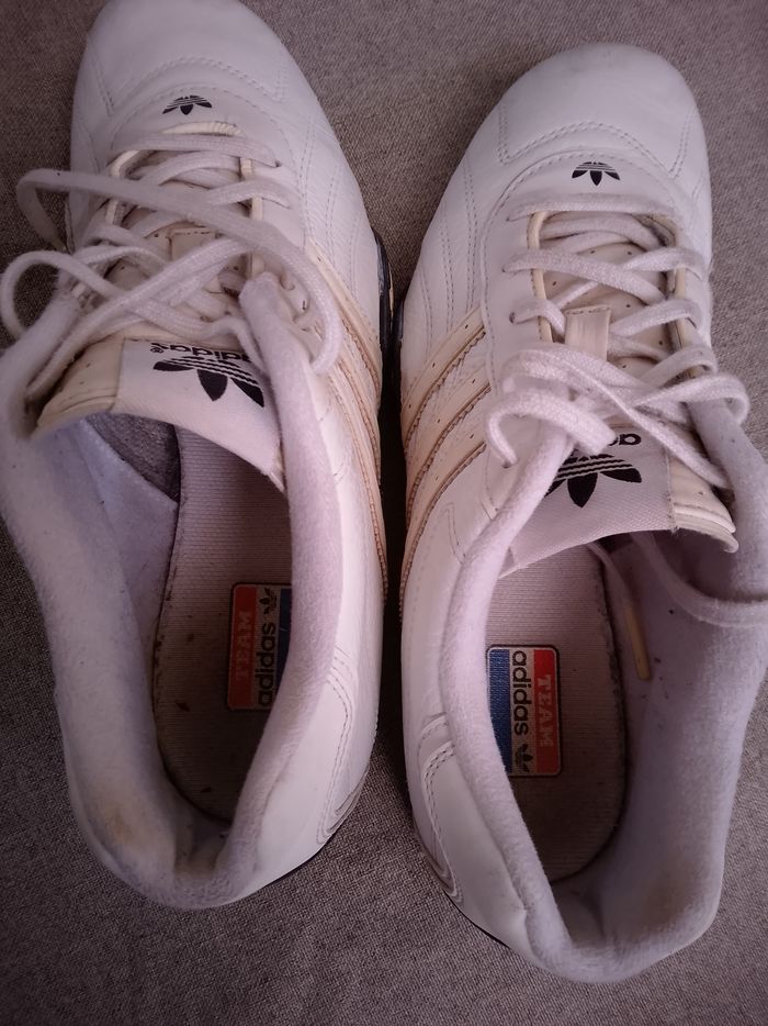 Paire de baskets Adidas Team Original Adi Racer Low Goodyear vintage en très bon état de pointure 37,5, de couleur blanche. - photo numéro 5
