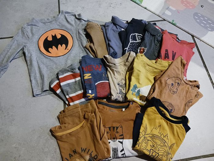 Lot de 30 vêtements garçon 36 mois / 3ans - photo numéro 2