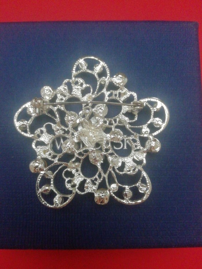 Broche perles strass - photo numéro 2