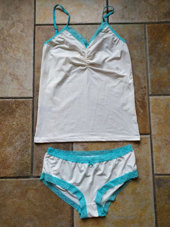 Ensemble caraco et culotte NEUF