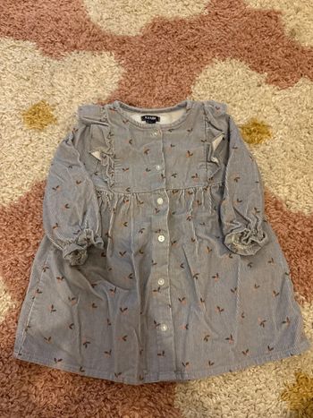 Robe en velours côtelée