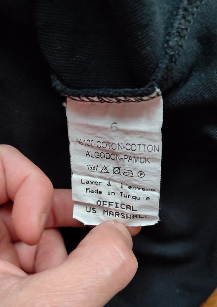 Tee-shirt noir manches longues - 6 ans - TBE - photo numéro 7