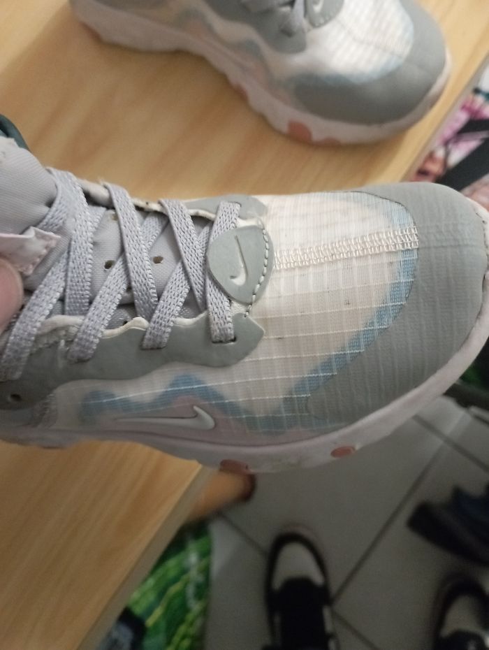 Basket  de fille. Ure 28 Marque  Nike - photo numéro 3