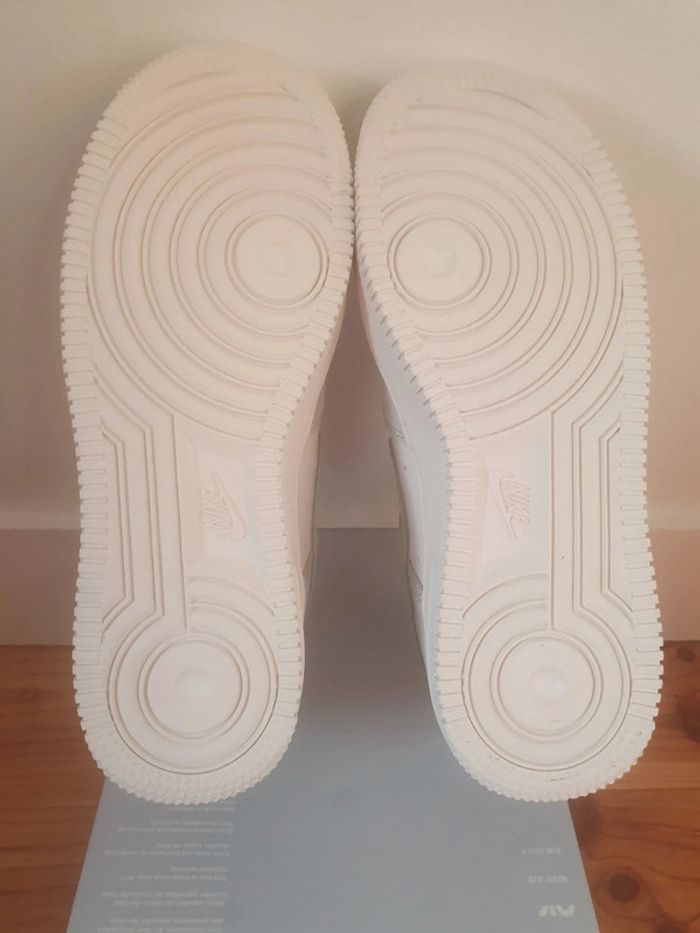 Nike Air Force 1 (36.5) - photo numéro 9