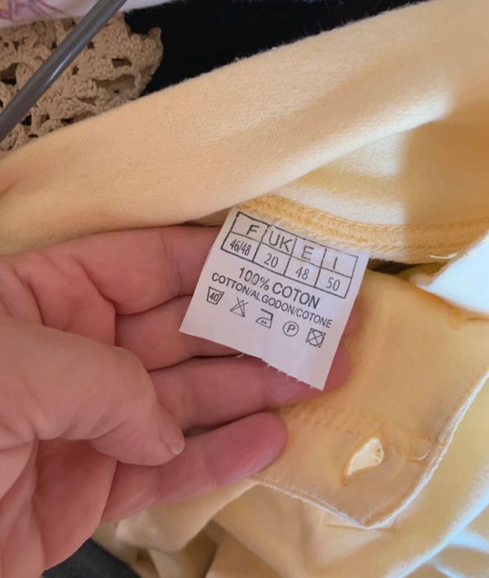 Chemise de nuit jaune pâle - photo numéro 3