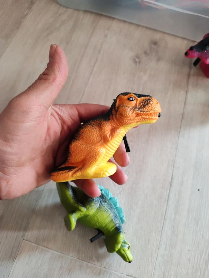 Pistolet à eau dinosaure McDonald's - photo numéro 3