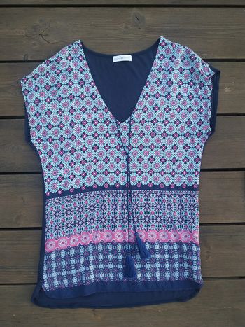 Tee-shirt Cache Cache motifs et bleu