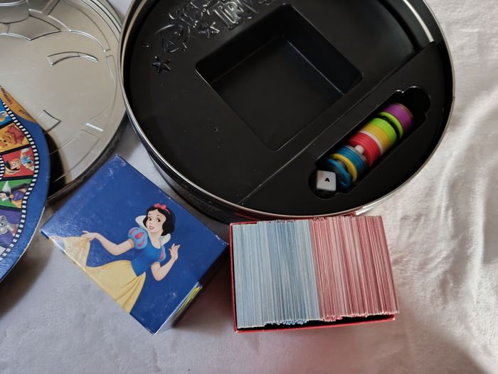 A saisir, jeu " Disney quizz" , boîte métal , ancien modèle ! ( Bien lire merci) - photo numéro 7