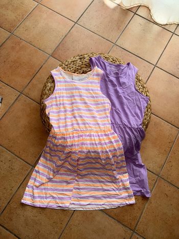 Lot de 2 robes neuves