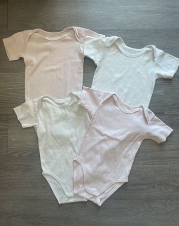 Lot de 4 bodys bébé fille