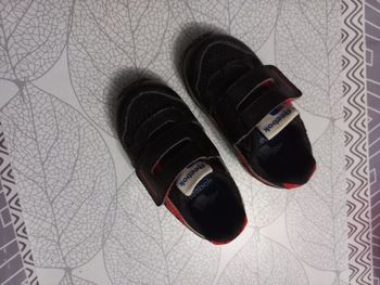 Basket Reebok bébé